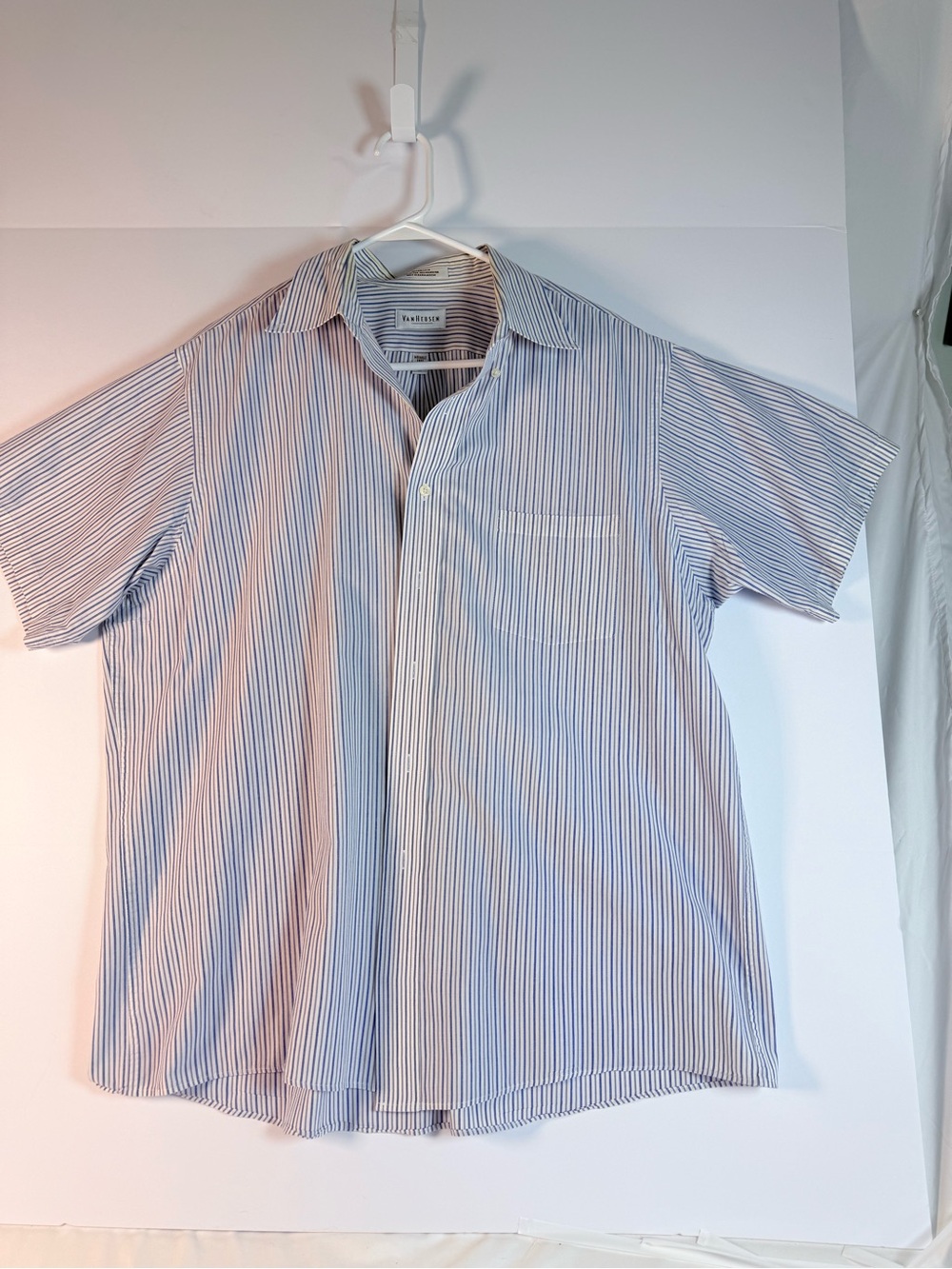 Van Heusen Men’s 17 Blue White Striped Short Sleeve Button-Down Shirt